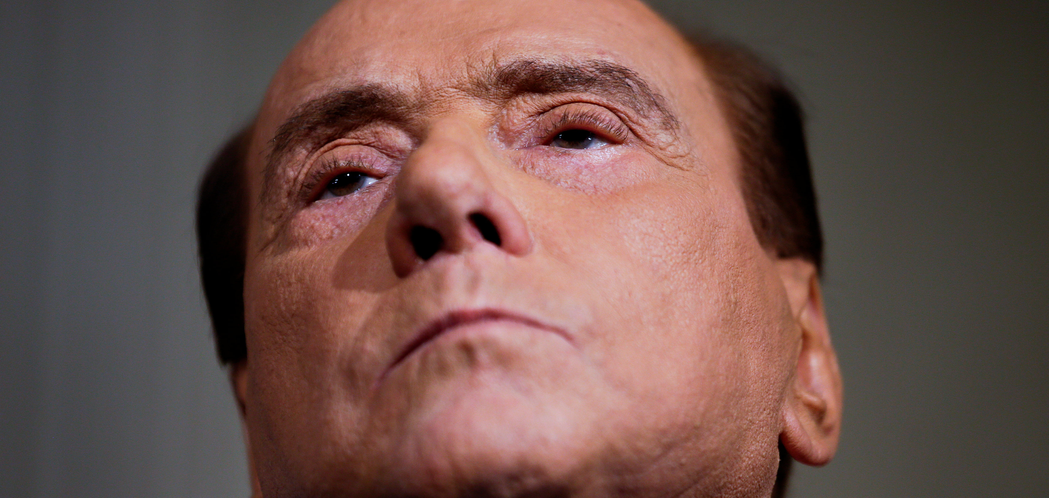 Berlusconi habló desde el hospital donde está internado por leucemia: “Es duro, pero voy a superarlo”