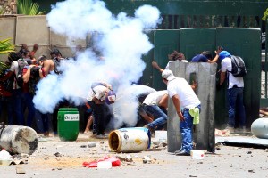 Al menos tres muertos en Nicaragua tras violenta jornada de protestas (Fotos)