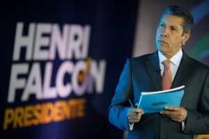 Falcón y Bertucci podrían definir candidatura única