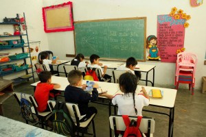Plan País propuso sistema educativo para enseñar que solo el trabajo genera calidad de vida