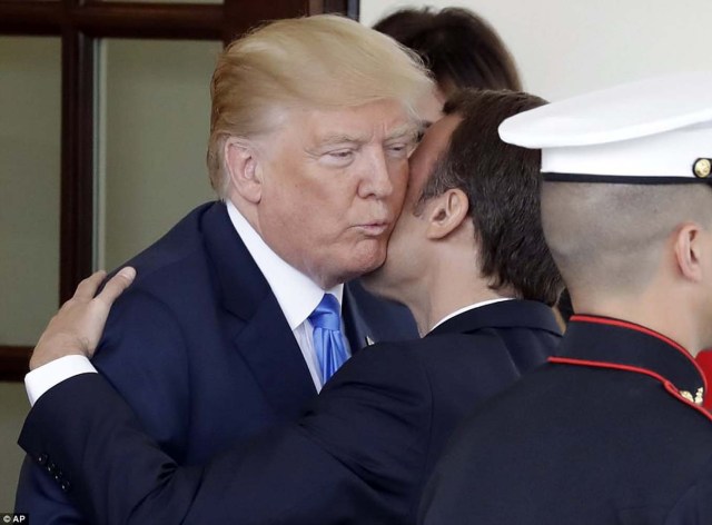 4B78EAA600000578-5649185-Very_French_greeting_Emmanuel_macron_leaned_in_to_kiss_Donald_Tr-a-44_1524521950325