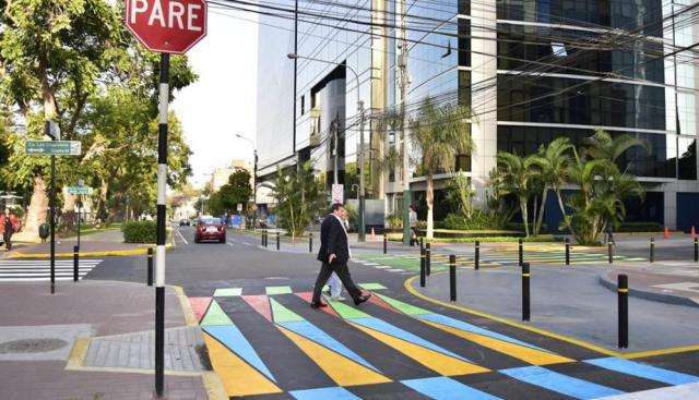 Carlos Cruz Diez Peru (5)