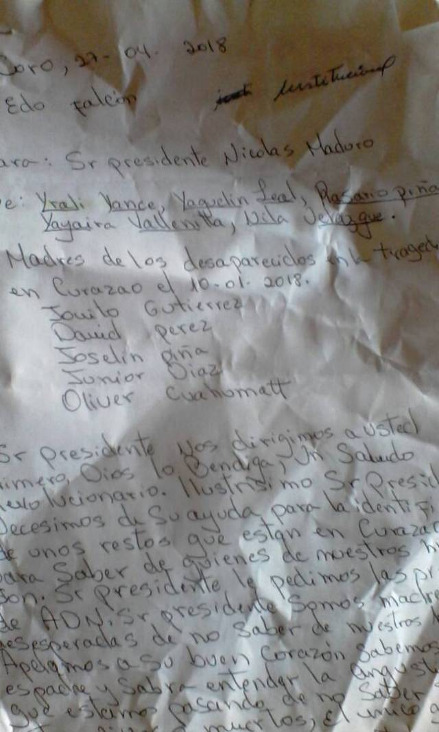Foto: Casa Militar habrían botado cartas de ayuda dirigidas al presidente durante su campaña / Maryorin Méndez