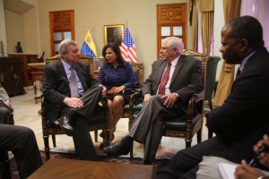 Senador del Congreso de los EEUU Richard Joseph Durbin se reunió con la directiva de la AN