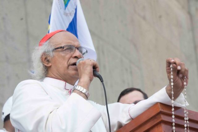 Cardenal Leopoldo Brenes, durante la homilía de este sábado. LA PRENSA/U.Molina