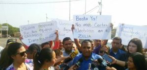 Liberados 22 manifestantes detenidos frente a la sede de Corpoelec-Zulia