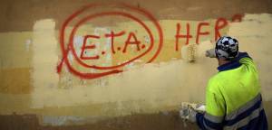 La banda terrorista ETA anuncia oficialmente su disolución