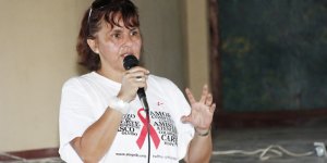 Más de 700 estudiantes del Liceo Náutico Pesquero recibieron charla sobre VIH
