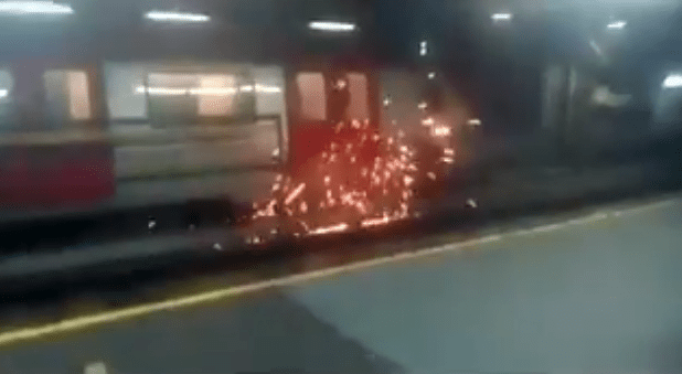 Foto: Desalojaron la estación Palo Verde por falla mecánica en un tren / Cortesía 