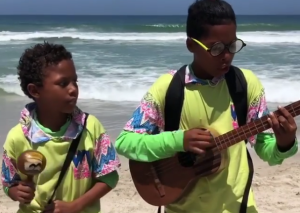 ¡Hermoso! Con cuatro y maraca niños versionan la canción “Bailame” de Nacho (video)