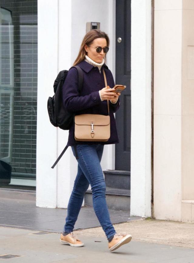 Pippa Middleton da un paseo por Londres esta semana y está "rebosante de alegría"  