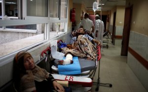 Hospitales de Gaza, sobrepasados por los manifestantes heridos