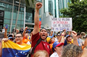 Crisis de Venezuela resuena ruidosamente en el campo político de Florida
