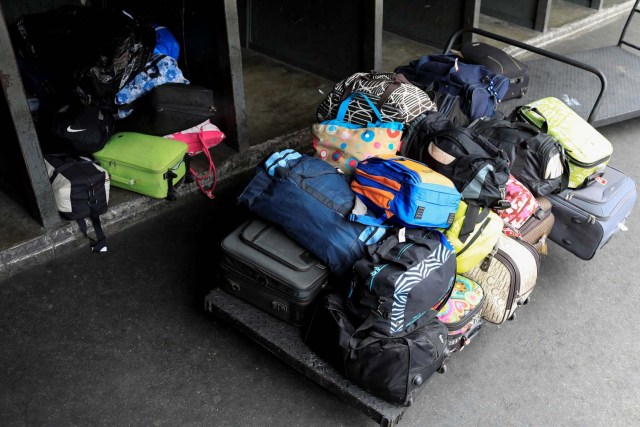 Se ven bolsos y maletas en una estación de autobuses en Caracas, Venezuela el 21 de mayo de 2018. Fotografía tomada el 21 de mayo de 2018. REUTERS / Marco Bello