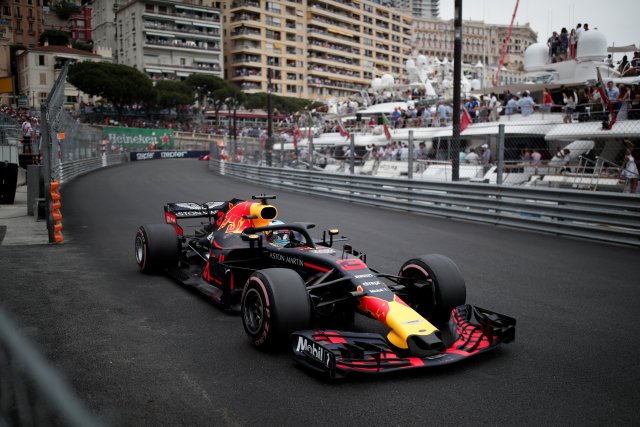 Fórmula 1 F1 - Gran Premio de Mónaco - Circuito de Mónaco, Montecarlo, Mónaco - 27 de mayo de 2018 Daniel Ricciardo de Red Bull en acción durante la carrera REUTERS / Benoit Tessier