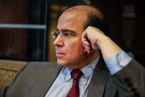 Francisco Rodríguez a Bloomberg: Tenedores de bonos se están preparando para la batalla