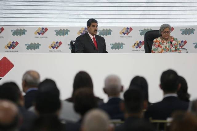 El Consejo Nacional Electoral (CNE), "proclamó" de manera ilegítima a Nicolás Maduro como presidente de la República para el periodo 2019 - 2025 (Foto captura VTV)