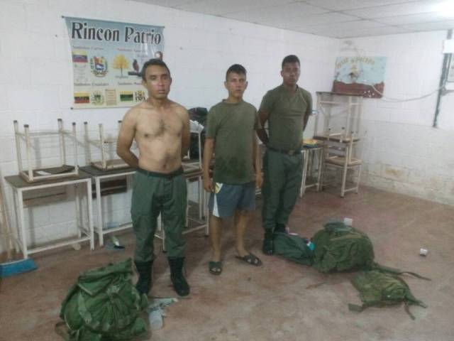Los detenidos fueron identificados como Gregorio Sira Rodríguez, Robin Núñez Rangel y Freiver Machado Olivier. (Foto: Pableysa Ostos ?@PableOstos)