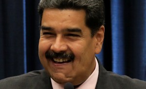 Maduro pospone entrada en vigencia de la reconversión monetaria (Video)