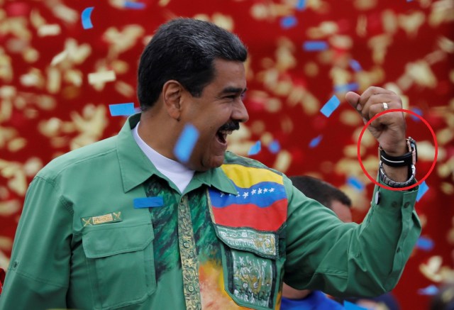 El presidente venezolano gesticula durante su acto de cierre de campaña en Caracas, Venezuela, 17 de mayo, 2018. REUTERS/Carlos Jasso - RC17F70CA940