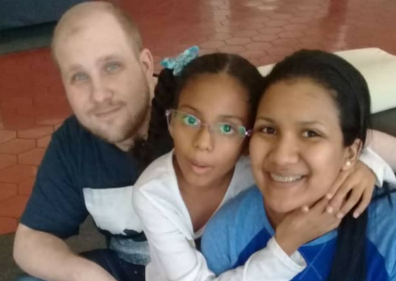 OFICIAL: Libertad plena para Joshua Holt y su esposa, Tamara Belén Caleño (VIDEO)