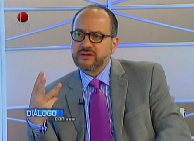 John Magdaleno, analista político / FOTO captura tv