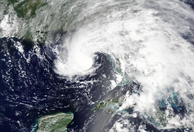 La tormenta subtropical Alberto es fotografiada cerca de Florida Panhandle por la NASA del 27 de mayo de 2018. NASA / Folleto a través de REUTERS ATENCIÓN EDITORES - ESTA IMAGEN FUE PROPORCIONADA POR UN TERCERO.
