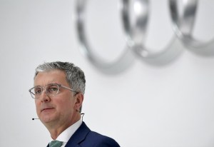 Detienen a presidente de prestigiosa casa automotriz alemana por caso “dieselgate”