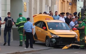 Autor del atropello masivo en Moscú dice que confundió freno con acelerador