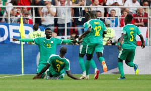 De menos a más: Senegal sufrió para derrotar a una difícil Polonia