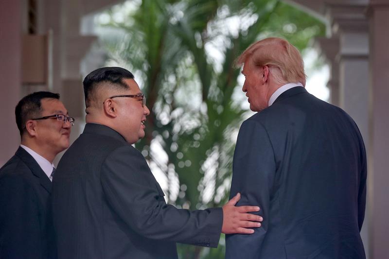 Trump inicia segunda reunión con Kim Jong Un y dice que todo va muy bien