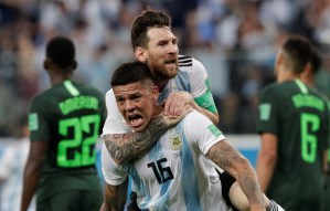 El “Messi-as” apareció en un partido al ROJO vivo; Argentina logra el milagro