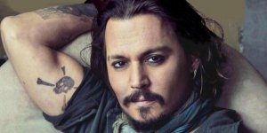 El aspecto de Johnny Depp causa preocupación entre sus fanáticos