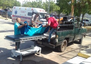 ¡Qué horror! En Zulia se quedaron sin ambulancias y trasladan a los pacientes en camionetas “pickup”