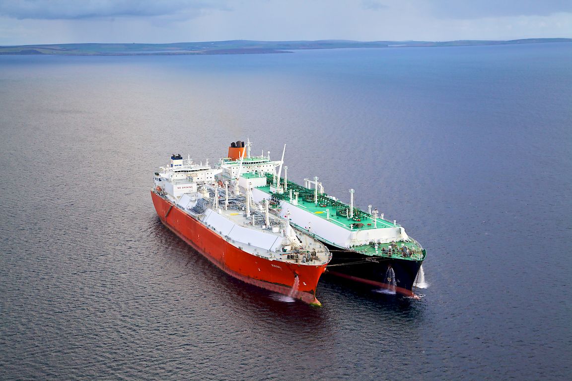 La transferencia barco-barco, el desesperado intento de Pdvsa por exportar petróleo