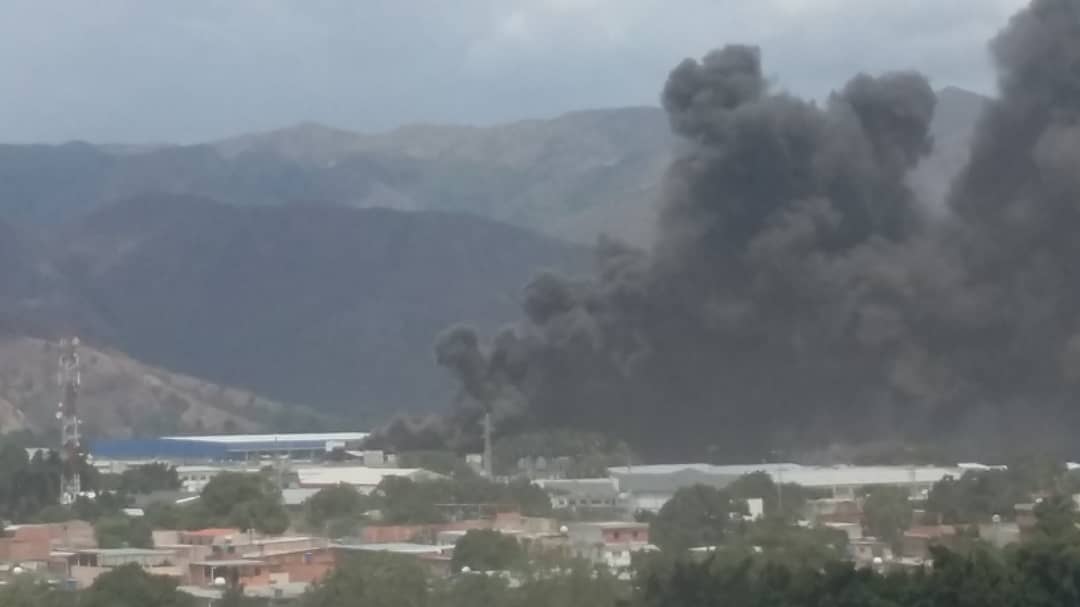 Reportan incendio en empresa de Plumrose en Cagua (Fotos y video)
