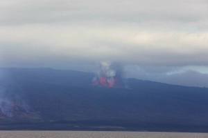 Advierten inicio de un proceso eruptivo en un volcán de las Islas Galápagos