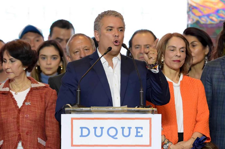 Farc pide a Duque sensatez ante anuncio de corregir pacto de paz en Colombia