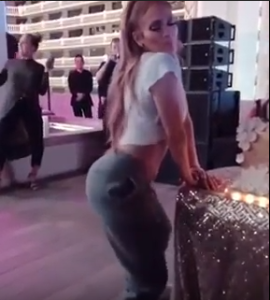 ¡Jennifer López encendió las redes con este sexy movimiento de caderas! (+Video)