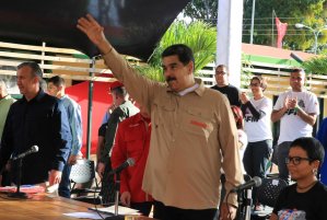 Maduro extiende hasta el lunes jornadas con productores para “debatir precios”