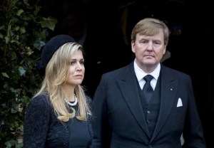 Reyes de Holanda viajan al funeral de Inés Zorreguieta en Argentina