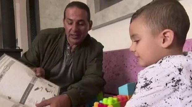 ¡Impresionante! Un niño israelí es bilingüe sin haber estudiado idiomas