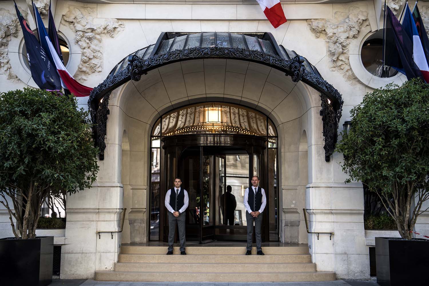 El hotel Lutetia, emblema parisino del siglo XX, abraza el lujo en su reapertura