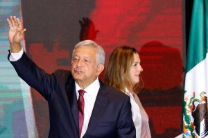 López Obrador revisará con Peña Nieto negociación de TLCAN durante transición
