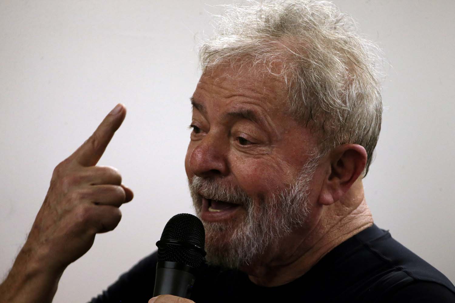 Juez de Supremo suspende autorización a Lula para conceder entrevistas