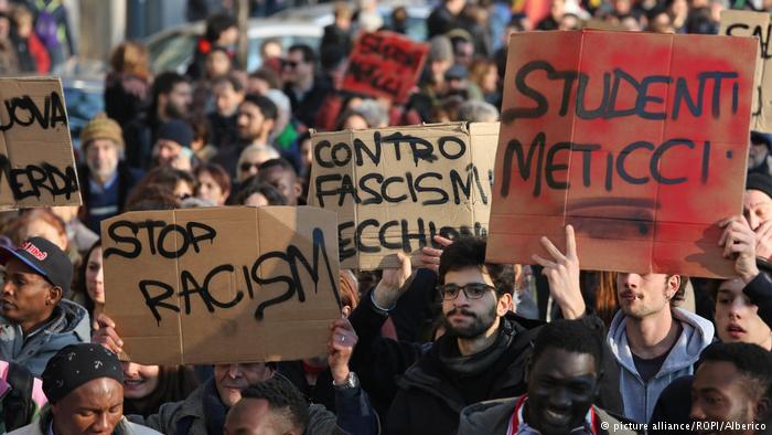 Las agresiones a extranjeros disparan “la alarma racismo” en Italia