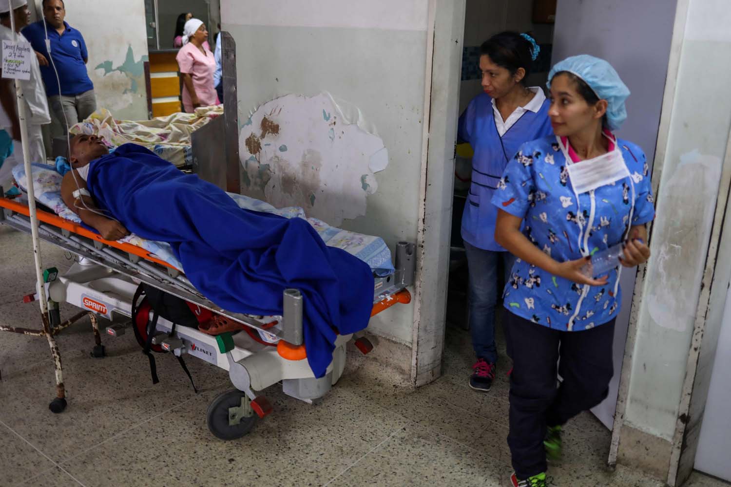 Familiares de pacientes del Hospital Universitario desestiman la cifra de fallecidos ofrecida por las autoridades (Video)