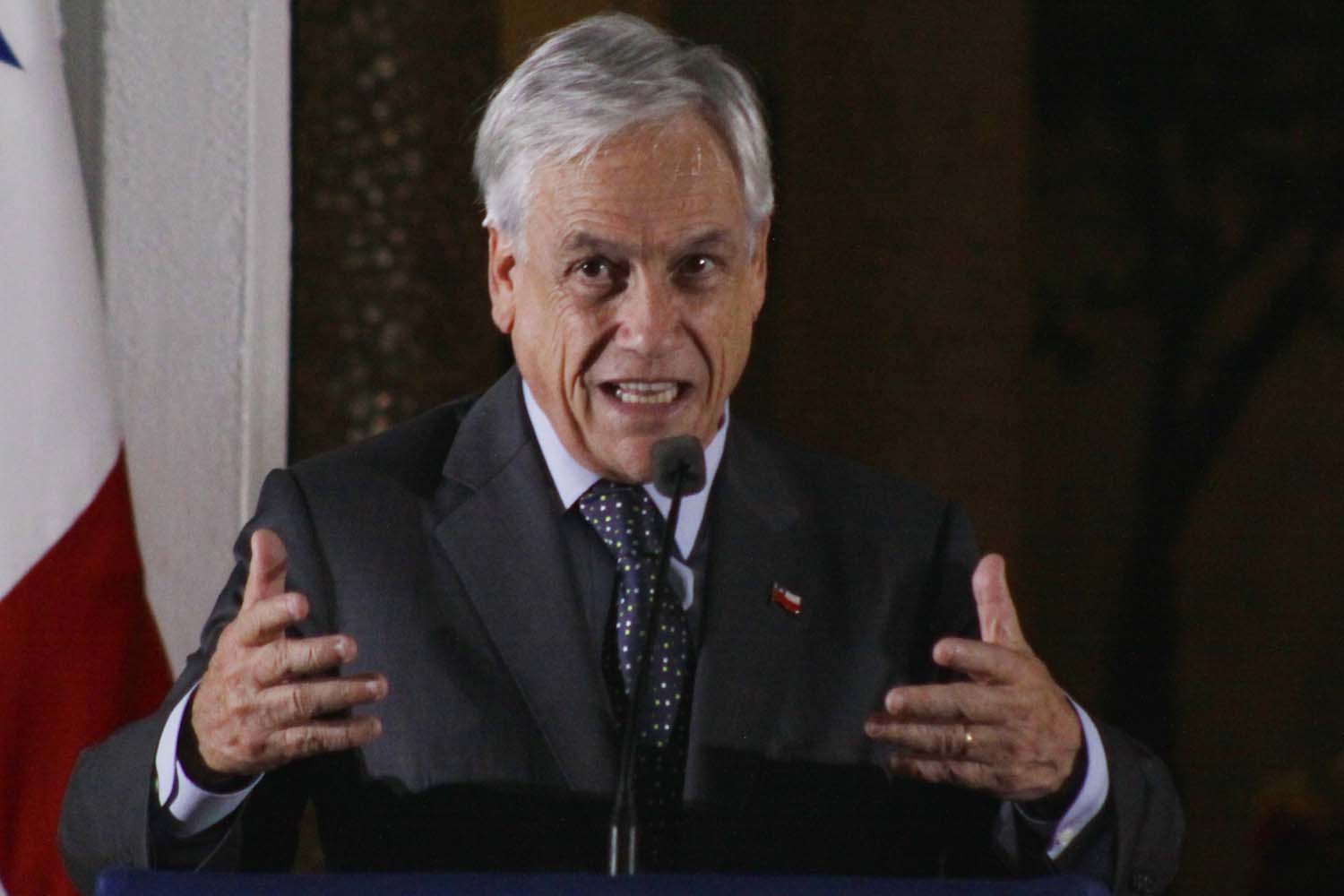 Sebastián Piñera: El presidente creó falsas expectativas y nos ha hecho perder 5 años #1Oct (Video)