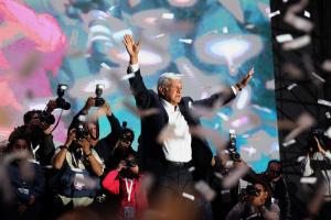 López Obrador declara su victoria como presidente de México