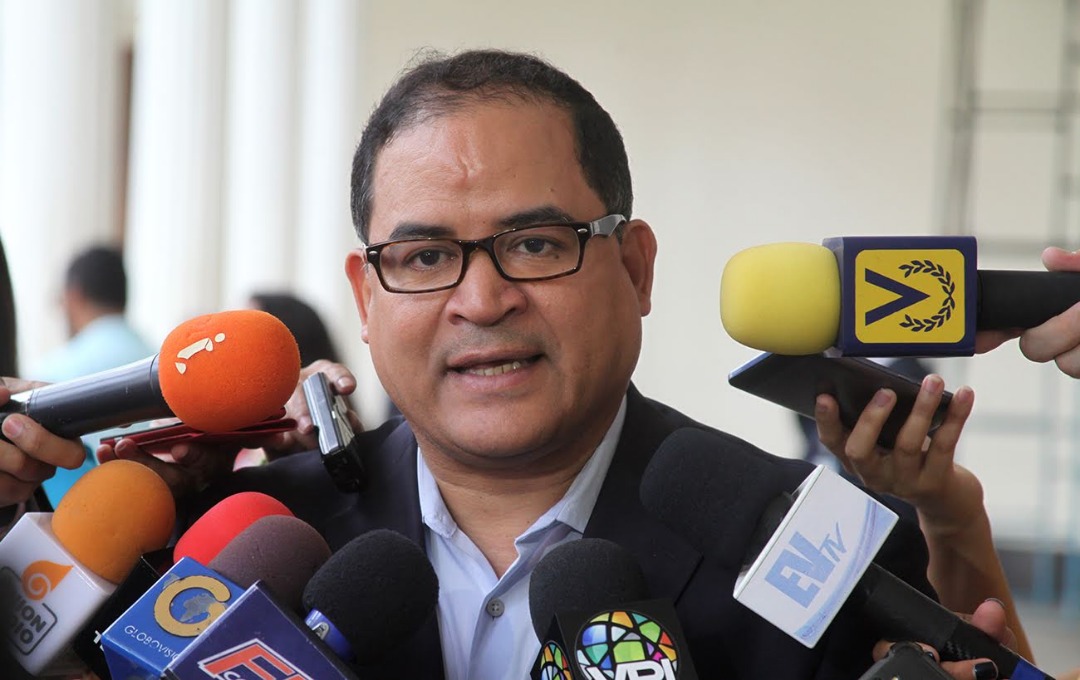Carlos Valero: Al menos 10 % de los venezolanos se ha visto obligado a desplazarse